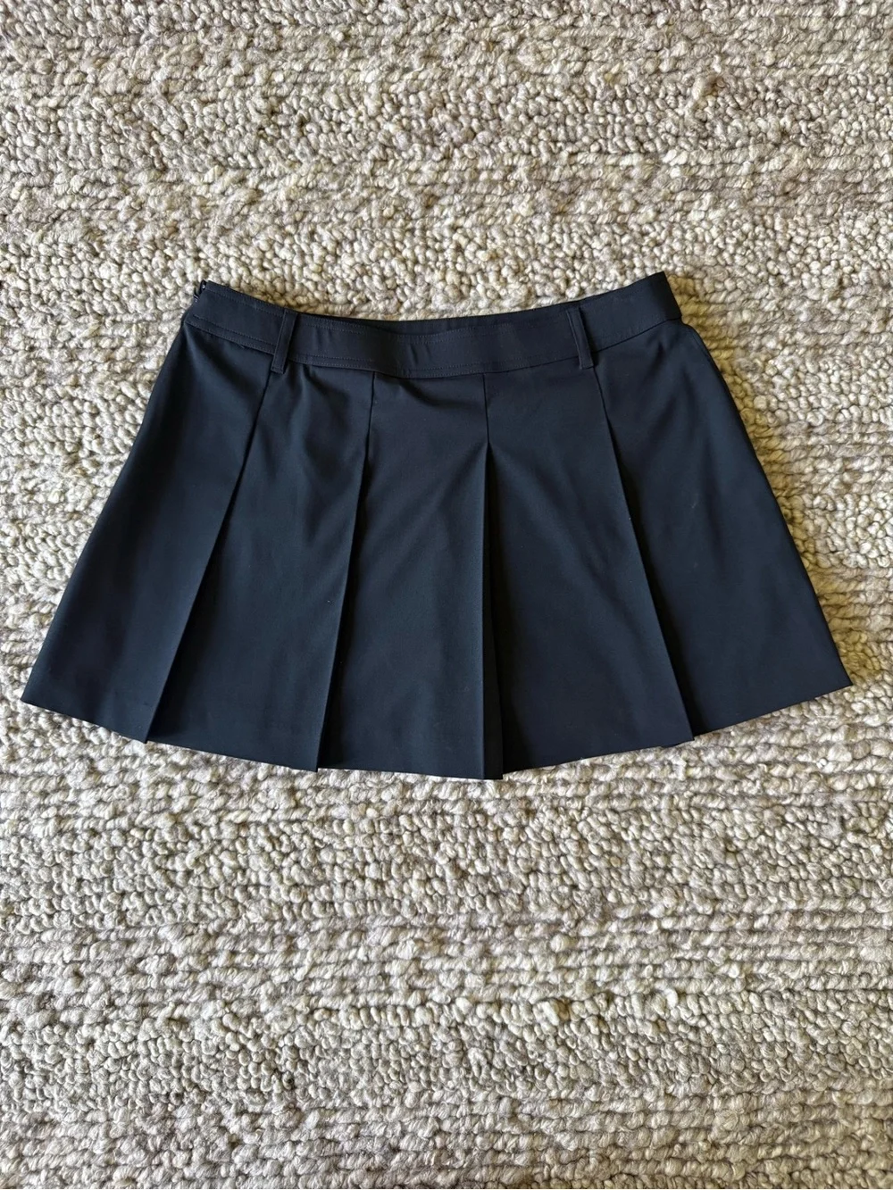 Uniqlo tailored pleated